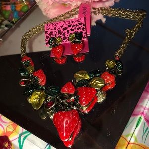New Betsy Johnson Strawberry Necklace earring